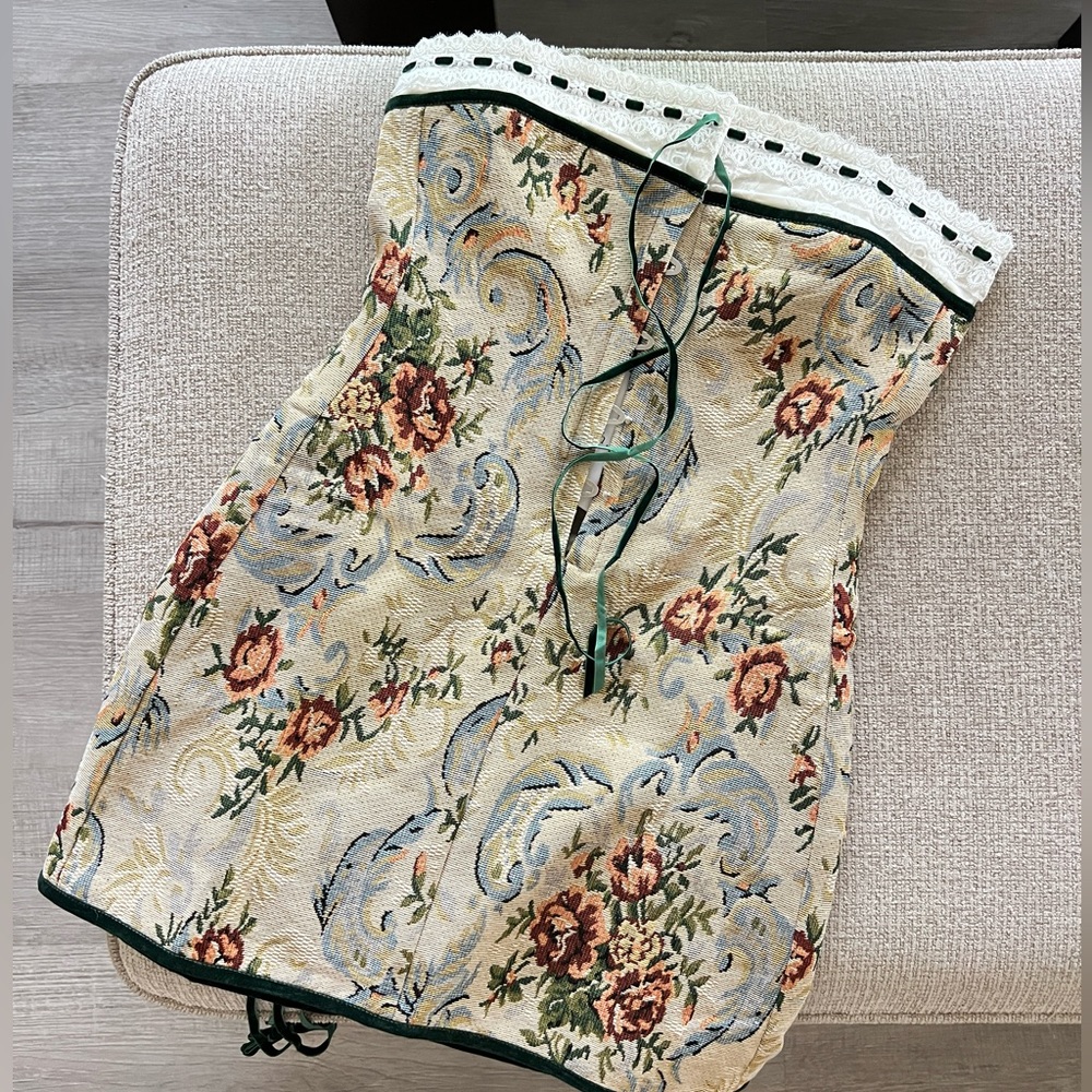 WITH JEAN Sabrin Dress Tabi